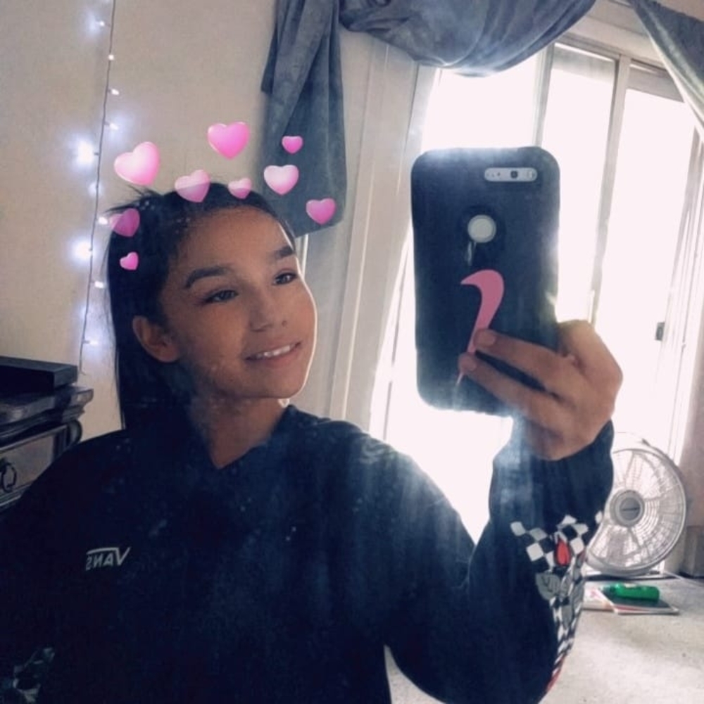 Meet your Posher, Angela